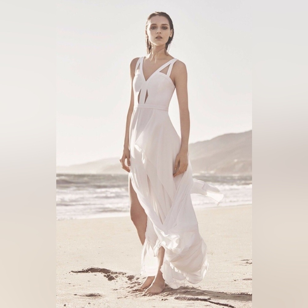 Nwt Bcbg Max Azria White Juliana Cutout Ruffle Gown